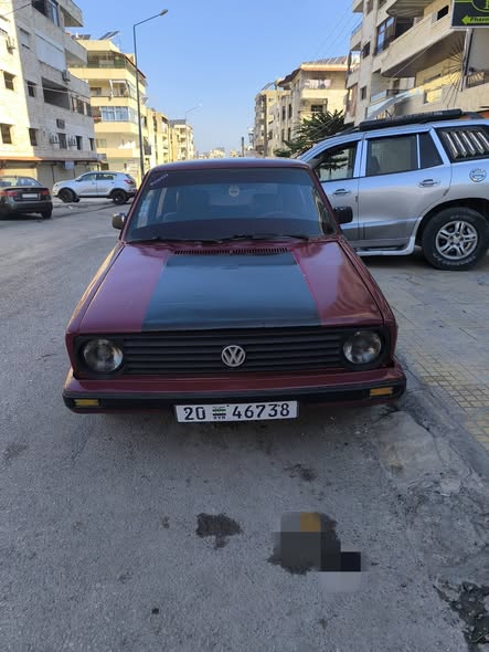 فولكس فاجن كولف 1976 - صورة 1