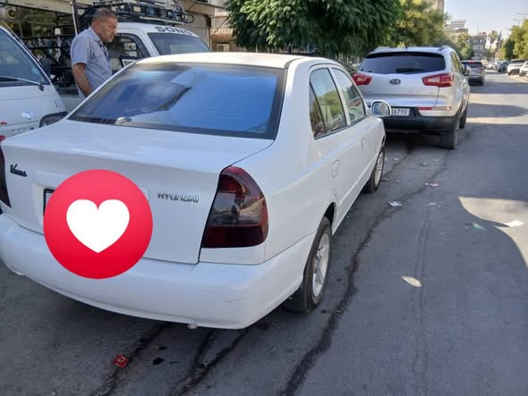هيونداي فيرنا 2010 - صورة 4