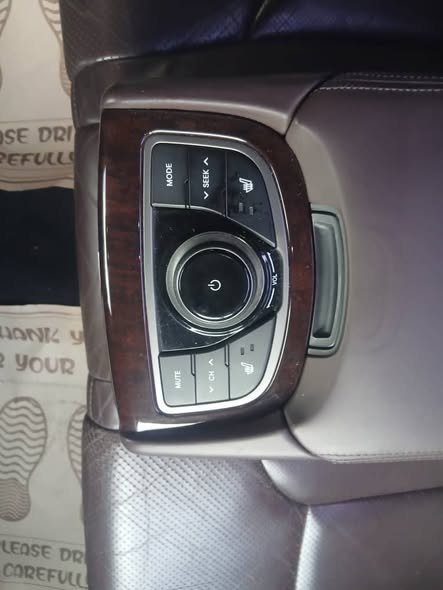 هيونداي ازيرا 2012 - صورة 1