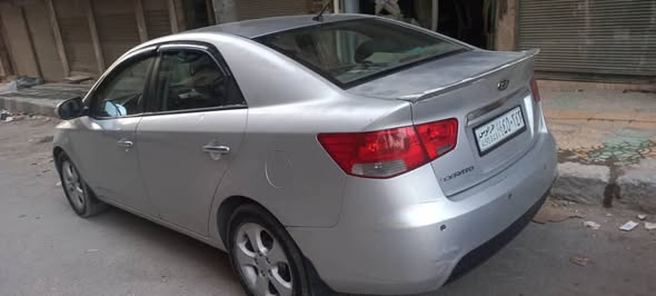 كيا فورتي 2009 - صورة 2