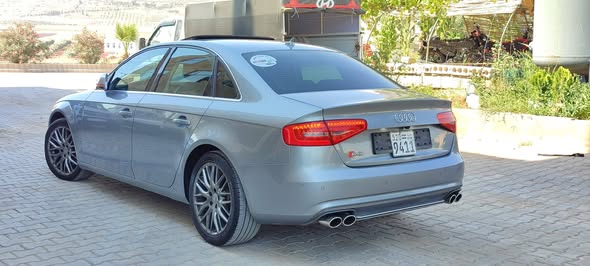 اودي A4 2009 - صورة 2