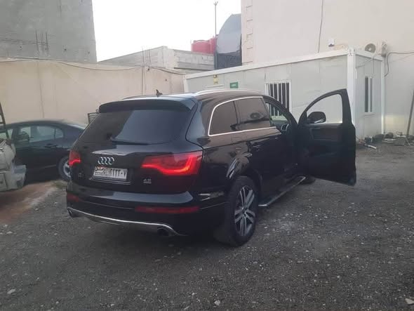 أودي Q7 2009 - صورة 2