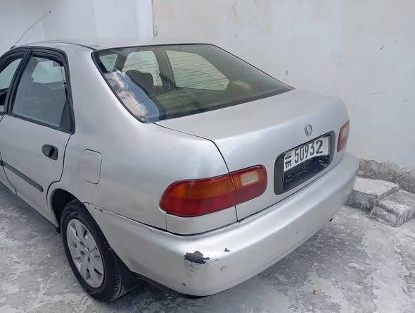 هوندا سيفيك 1993 - صورة 1