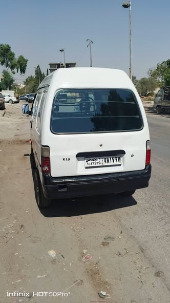 كيا تاونر 2000 - صورة 2
