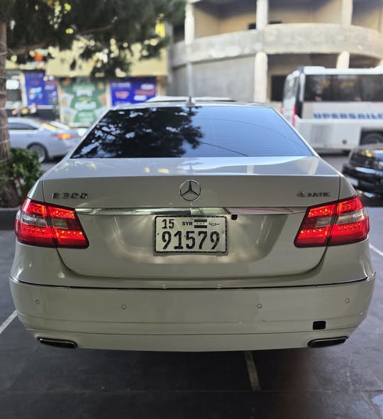 مرسيدس E300 2012 - صورة 2