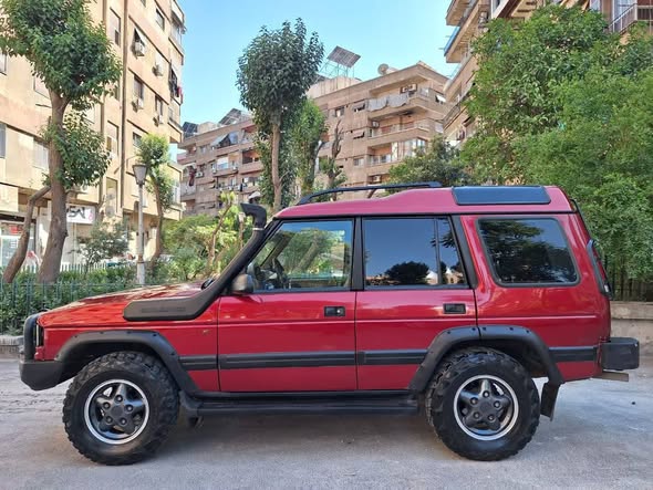 لاند روفر ديسكفري 1997 - صورة 1