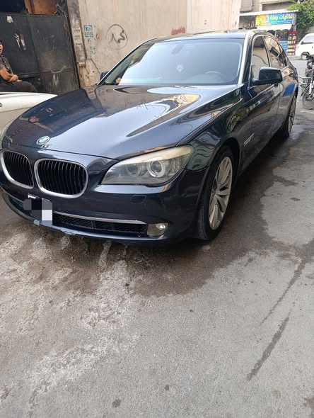بي ام دبليو 740Li 2011 - صورة 3