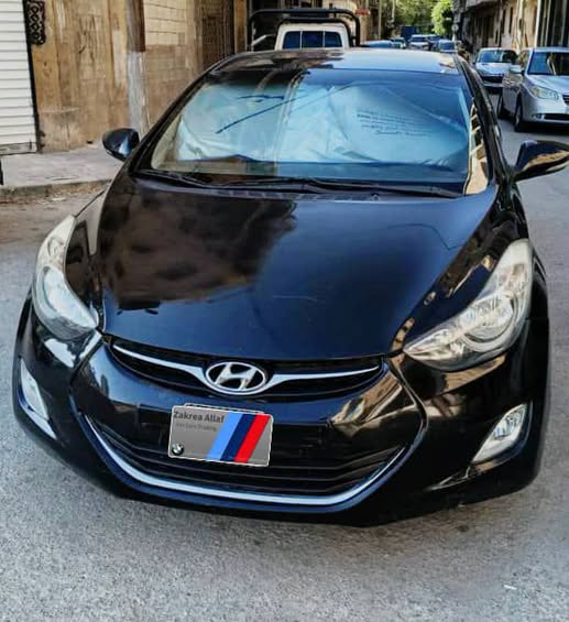 هيونداي الينترا 2012