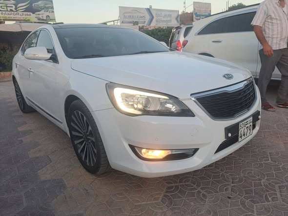 كيا K7 2012 - صورة 1