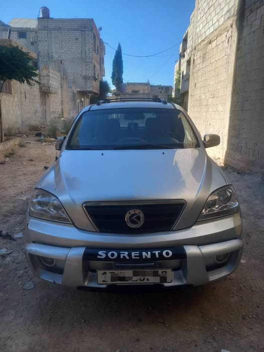 كيا سرنتو 2004