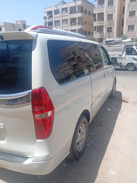 هيونداي H-1 2010 - صورة 5