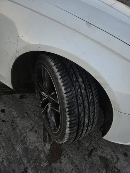 اودي A4 2010 - صورة 2