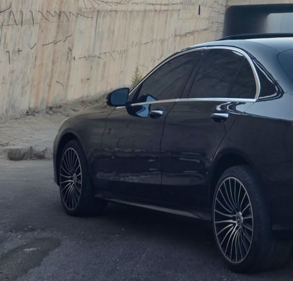 مرسيدس C 300 2020 - صورة 3