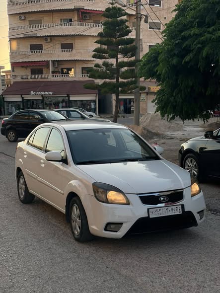 كيا ريو 2010 - صورة 2