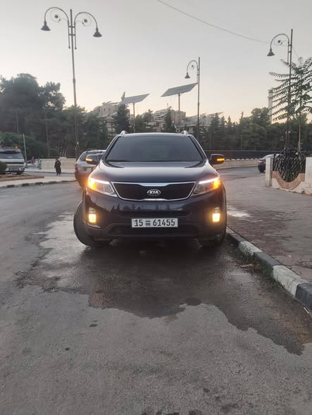 كيا سورينتو 2013 - صورة 2