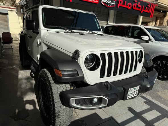 جيب رانجلر 2021 - صورة 2