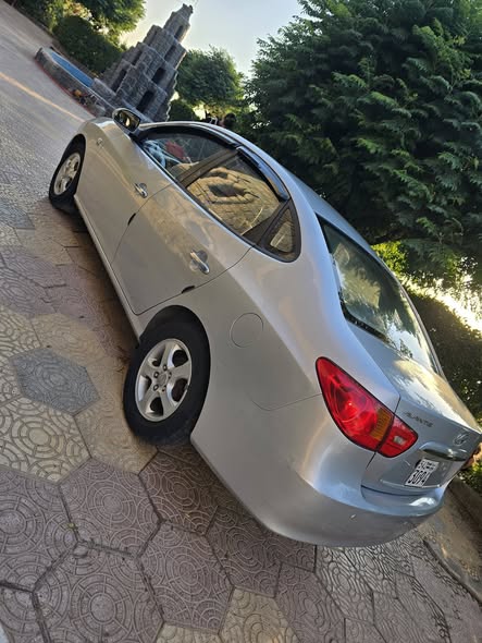 هيونداي أفانتي 2009 - صورة 3