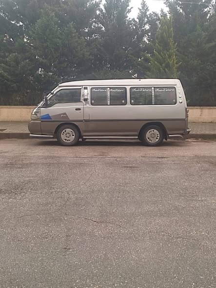هونداي H-1 2001 - صورة 1
