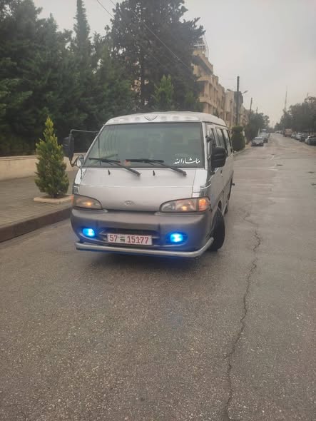 هونداي H-1 2001 - صورة 3
