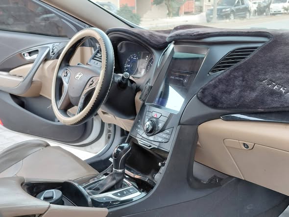 هيونداي ازيرا 2014 - صورة 4