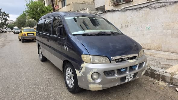 هيونداي ستاركس 1999 - صورة 1