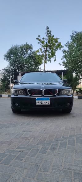 بي إم دبليو 740 2008 - صورة 2