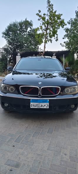 بي إم دبليو 740 2008 - صورة 3