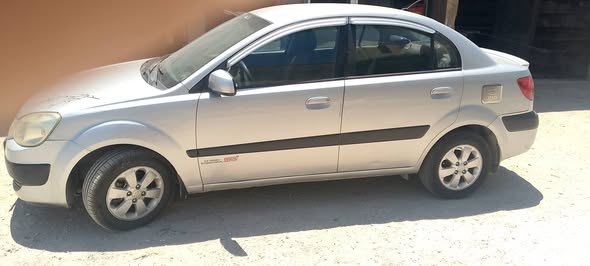 كيا ريو 2009 - صورة 4