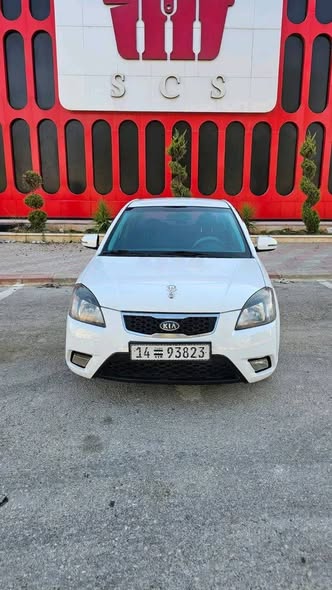 كيا ريو 2010 - صورة 1