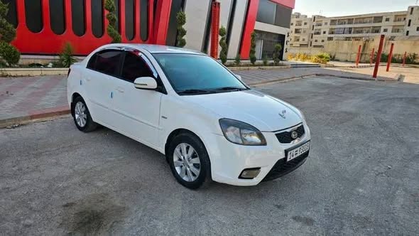 كيا ريو 2010 - صورة 4