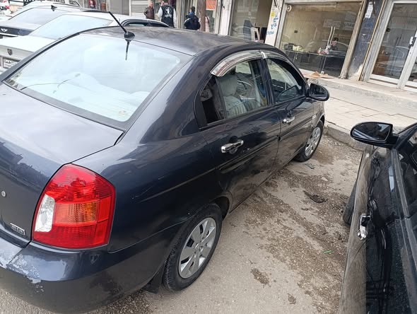 هونداي فيرنا 2008 - صورة 1