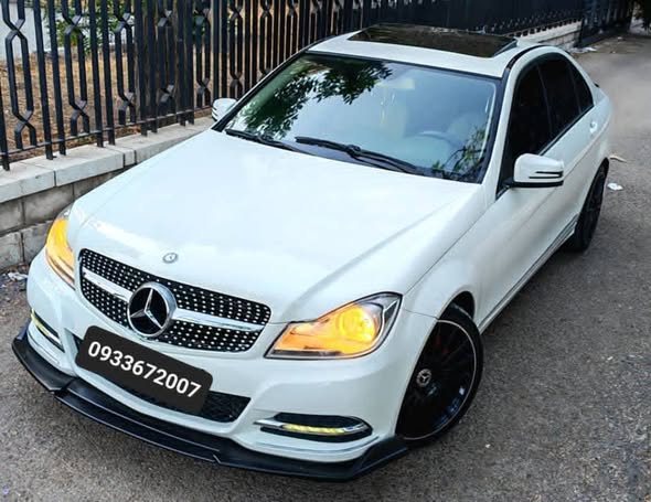 مرسيدس C250 2012 - صورة 1