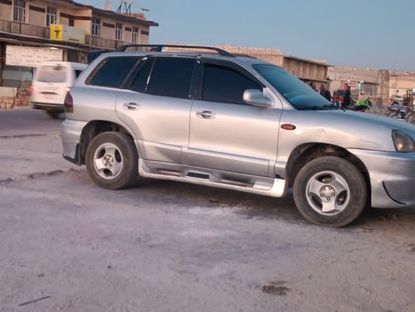 هيونداي سنتافي 2004 - صورة 2