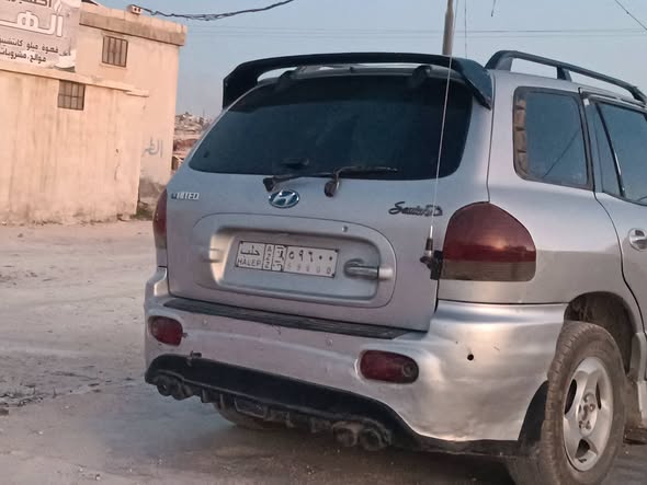 هيونداي سنتافي 2004 - صورة 4