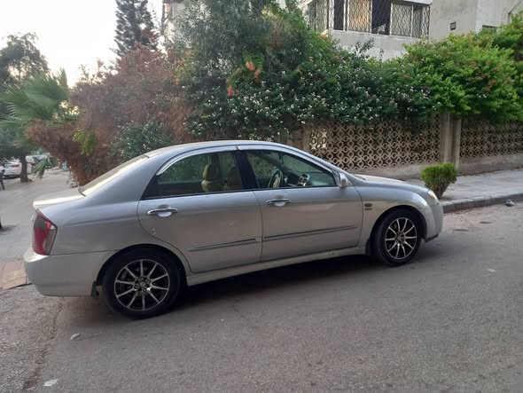 كيا سبيكترا 2006 - صورة 4