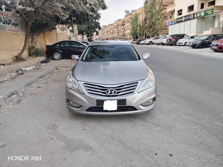 هونداي أزيرا 2012