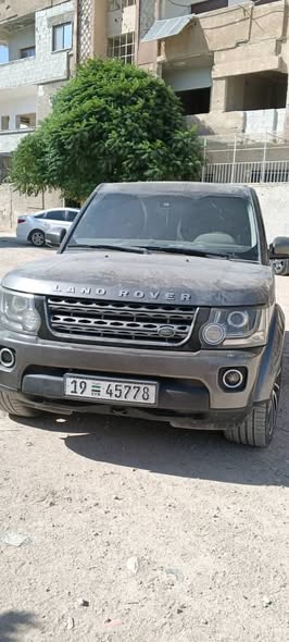 لاند روفر ديسكفري 2015 - صورة 1