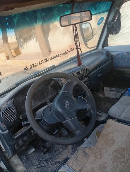 هيونداي H100 1996 - صورة 3