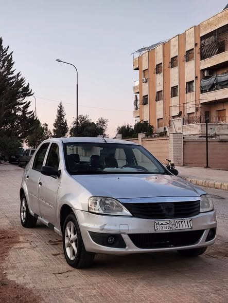 رينو لوغان 2009 - صورة 1
