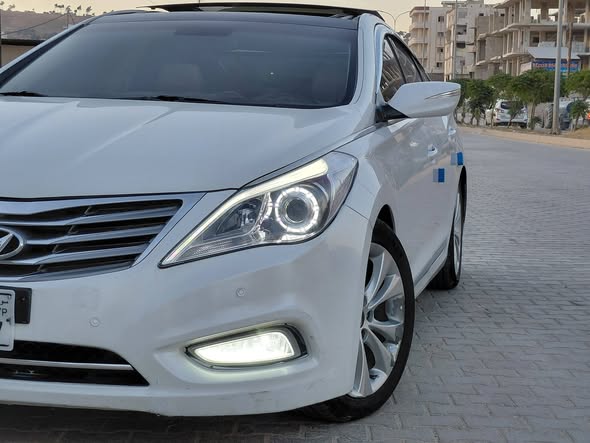 هيونداي أزيرا 2014 - صورة 1