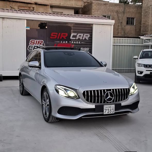 مرسيدس E300 2018 - صورة 4