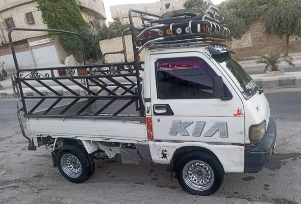 كيا تاونر 2002 - صورة 2