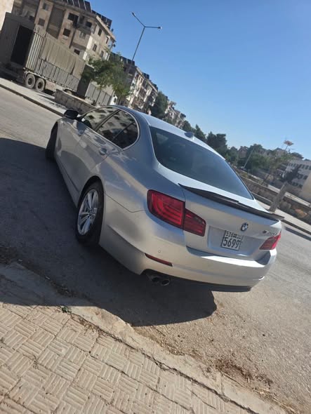 بي ام دبليو 520 2012 - صورة 4