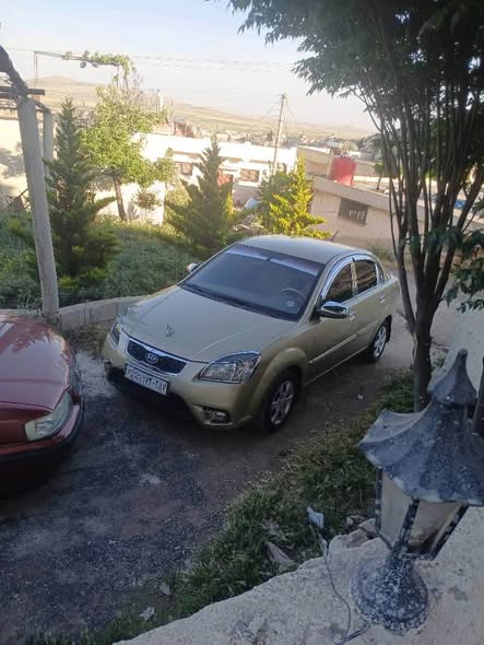 كيا ريو 2011 - صورة 1