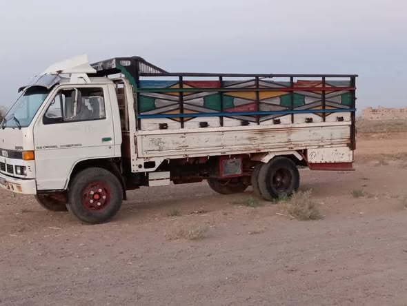 إيسوزو NPR 1991 - صورة 2
