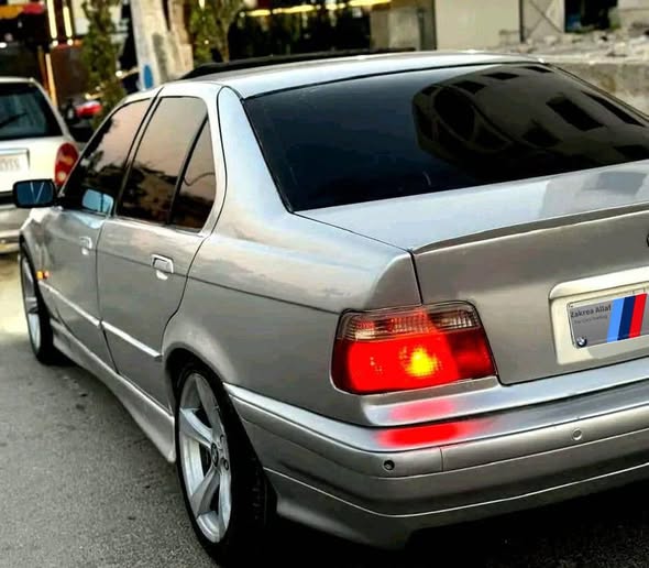 بي ام دبليو 316 1993