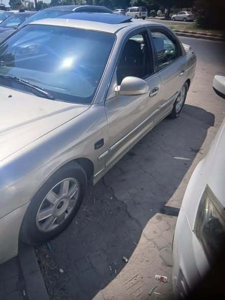 كيا اوبتما 2004 - صورة 4