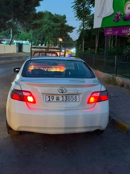 تويوتا كامري 2008 - صورة 3
