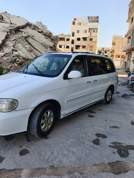 كيا سيدونا 2005 - صورة 2