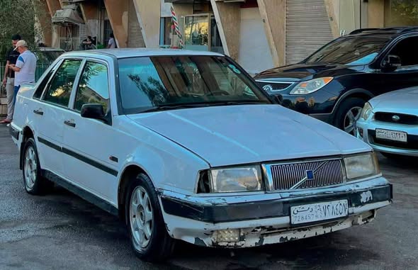 فولفو 460 1993 - صورة 1
